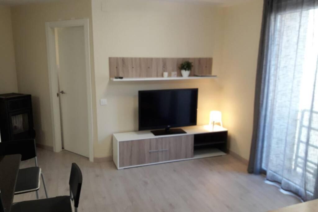 Nuevo Y Acogedor Apto En Vielha-Betren. Con Garaje Apartment ภายนอก รูปภาพ